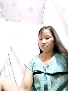 Snapshot of Yo-must chatting on 22, 4, 2026 Yo-must online show from 22, 4, 2026