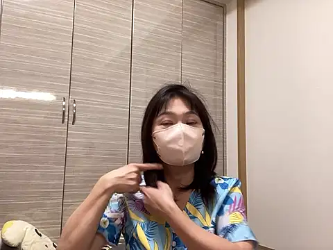 Snapshot of lemonade_madame chatting on 20, 7, 2026 lemonade madame online show from 20, 7, 2026