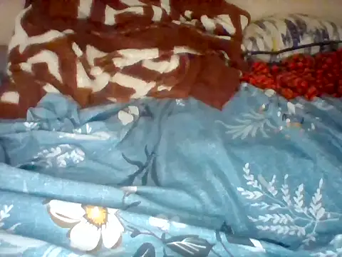 TracyMeme1999 online show from 12, 4, 2026