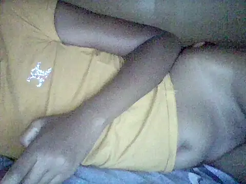 TracyMeme1999 online show from 13, 4, 2026