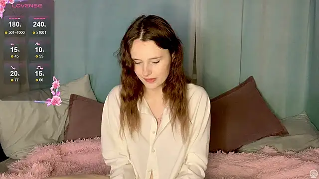Snapshot of NessBarre chatting on 25, 6, 2026 NessBarre online show from 25, 6, 2026