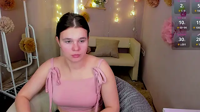 Kacey Love online show from 13, 5, 2026