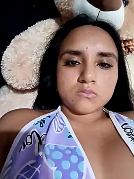 Snapshot of Valentina_Narvaez chatting on 6, 5, 2026 Valentina Narvaez online show from 6, 5, 2026