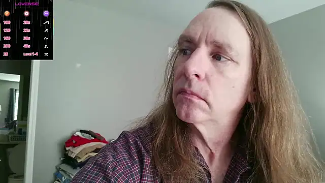 Magnus Luv online show from 10, 7, 2026