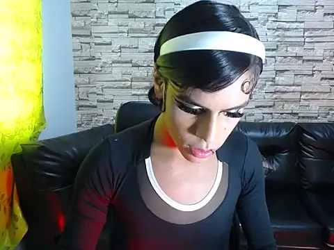 Snapshot of stefani_robles chatting on 26, 4, 2026 stefani robles online show from 26, 4, 2026