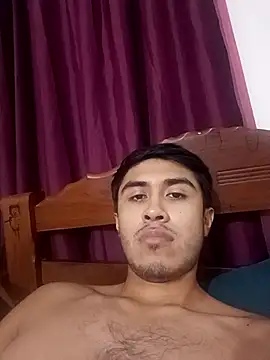 Snapshot of Lean_Emma21 chatting on 6, 4, 2026 Lean Emma21 online show from 6, 4, 2026