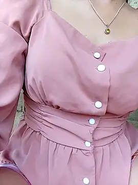 Snapshot of minachao121 chatting on 15, 4, 2026 minachao121 online show from 15, 4, 2026