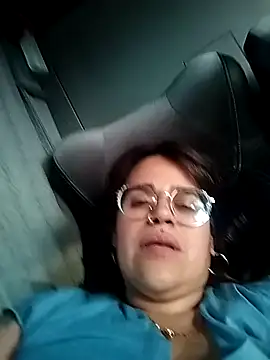 Snapshot of rochylinda chatting on 7, 4, 2026 rochylinda online show from 7, 4, 2026