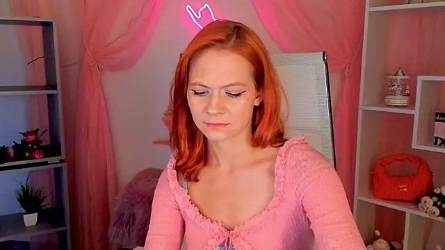LisaAris online show from 17, 7, 2026