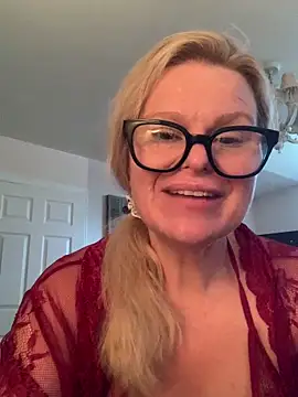 Snapshot of Love_Lee_xo chatting on 15, 6, 2026 Love Lee xo online show from 15, 6, 2026