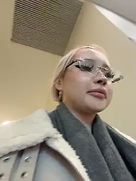 pink medi1 online show from 12, 4, 2026