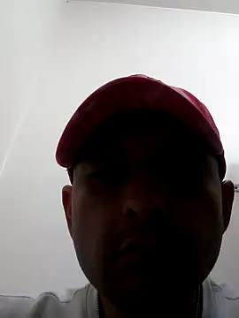 Snapshot of KingRichard3328 chatting on 2, 7, 2026 KingRichard3328 online show from 2, 7, 2026
