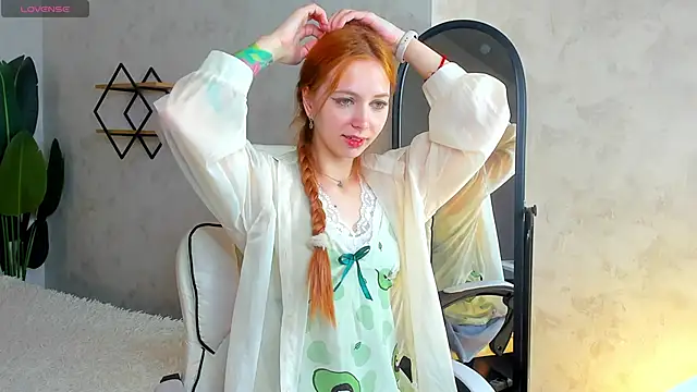 Snapshot of Sienna_Nyx chatting on 16, 4, 2026 Sienna Nyx online show from 16, 4, 2026