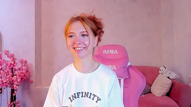 Sienna Nyx online show from 25, 6, 2026