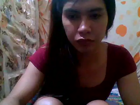 Snapshot of luna_veille chatting on 25, 4, 2026 luna veille online show from 25, 4, 2026