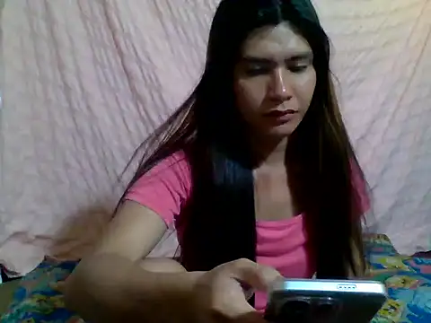 Snapshot of luna_veille chatting on 15, 5, 2026 luna veille online show from 15, 5, 2026