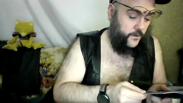 BriTheTopBear online show from 14, 5, 2026