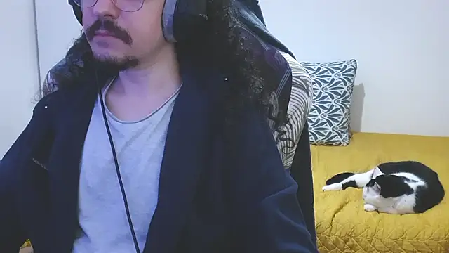 okakox online show from 7, 4, 2026