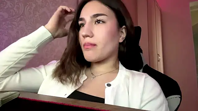 Mary Nitherson online show from 11, 4, 2026