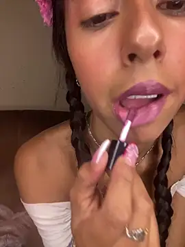 Snapshot of CHEERY_BLOOM chatting on 9, 4, 2026 CHEERY BLOOM online show from 9, 4, 2026