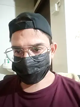 Snapshot of billboyhoney chatting on 7, 4, 2026 billboyhoney online show from 7, 4, 2026