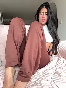Snapshot of lunasex06 chatting on 5, 5, 2026 lunasex06 online show from 5, 5, 2026