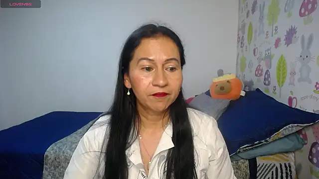 Tyna b online show from 24, 6, 2026
