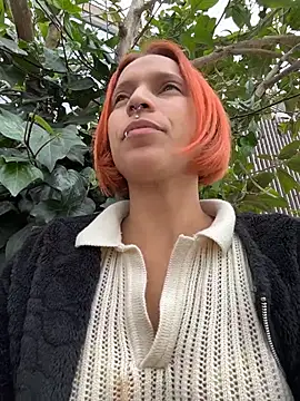 Mia 0-4 online show from 3, 7, 2026