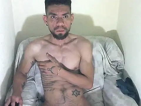 Snapshot of thomas2wood chatting on 13, 6, 2026 thomas2wood online show from 13, 6, 2026