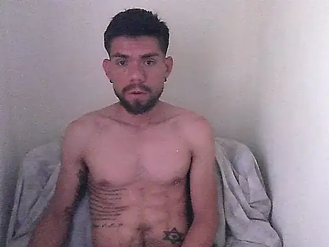 Snapshot of thomas2wood chatting on 9, 7, 2026 thomas2wood online show from 9, 7, 2026