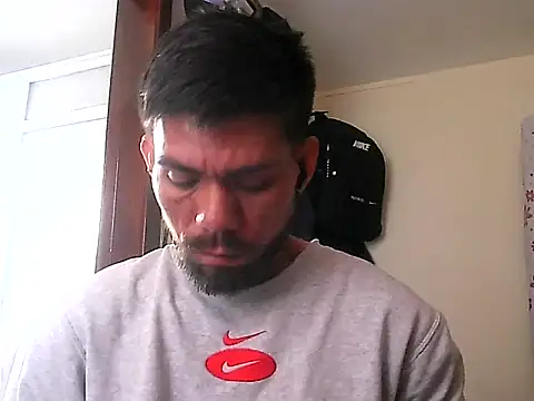 Snapshot of thomas2wood chatting on 17, 7, 2026 thomas2wood online show from 17, 7, 2026