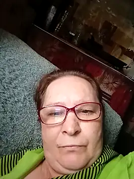 Snapshot of IngaLuna48 chatting on 12, 4, 2026 IngaLuna48 online show from 12, 4, 2026