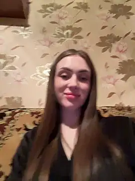AlinaLove3213 online show from 18, 4, 2026
