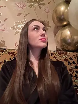 AlinaLove3213 online show from 3, 5, 2026