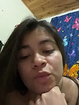 Kloe zaf online show from 4, 5, 2026