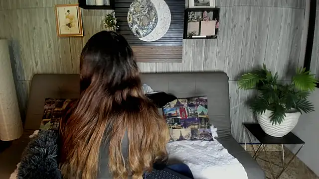 Snapshot of Alucarda666 chatting on 6, 6, 2026 Alucarda666 online show from 6, 6, 2026