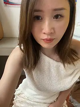 Snapshot of qin205205 chatting on 7, 7, 2026 qin205205 online show from 7, 7, 2026