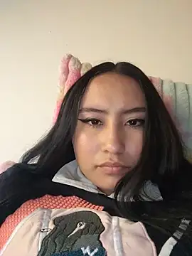 Snapshot of Aveline_Velvet chatting on 17, 6, 2026 Aveline Velvet online show from 17, 6, 2026