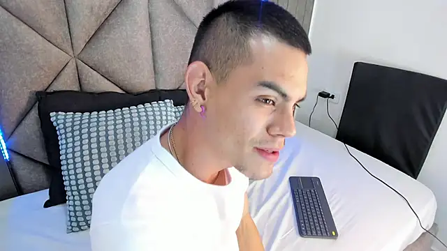 RomeoBoselli   online show from 10, 4, 2026