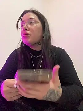 cherryxxox online show from 29, 4, 2026