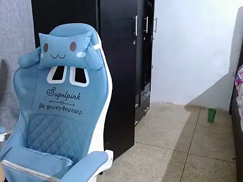 nathasha Angi online show from 12, 4, 2026