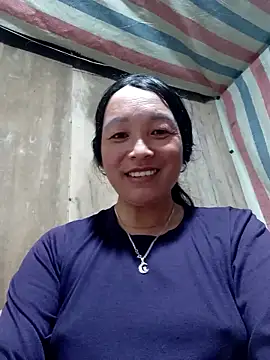 Snapshot of vanlucky2 chatting on 20, 4, 2026 vanlucky2 online show from 20, 4, 2026