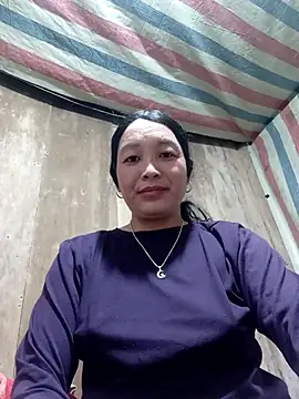 Snapshot of vanlucky2 chatting on 8, 5, 2026 vanlucky2 online show from 8, 5, 2026