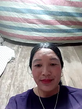 Snapshot of vanlucky2 chatting on 8, 6, 2026 vanlucky2 online show from 8, 6, 2026
