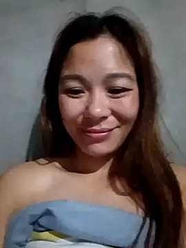 Snapshot of mia0033 chatting on 10, 5, 2026 mia0033 online show from 10, 5, 2026