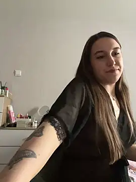 Snapshot of RiannaBrown chatting on 13, 4, 2026 RiannaBrown online show from 13, 4, 2026