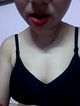 Snapshot of Hot_Soniya_08 chatting on 1, 5, 2026 Hot Soniya 08 online show from 1, 5, 2026