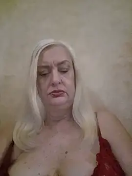 Snapshot of Julia20X chatting on 28, 6, 2026 Julia20X online show from 28, 6, 2026