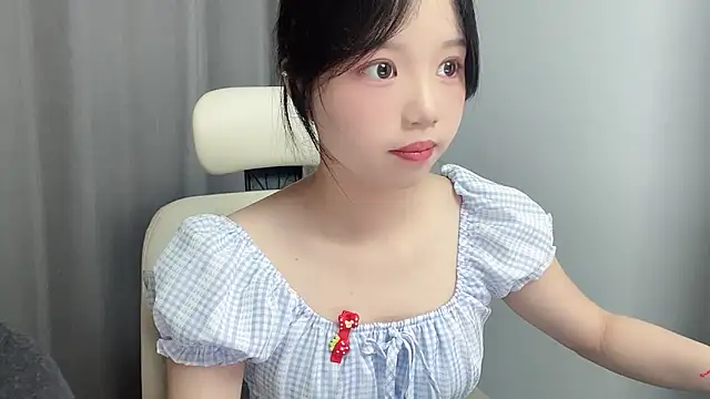 Snapshot of Xiaoqing00 chatting on 18, 5, 2026 Xiaoqing00 online show from 18, 5, 2026