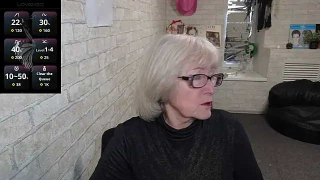 Snapshot of Zuri_Zodiac chatting on 10, 4, 2026 Zuri Zodiac online show from 10, 4, 2026